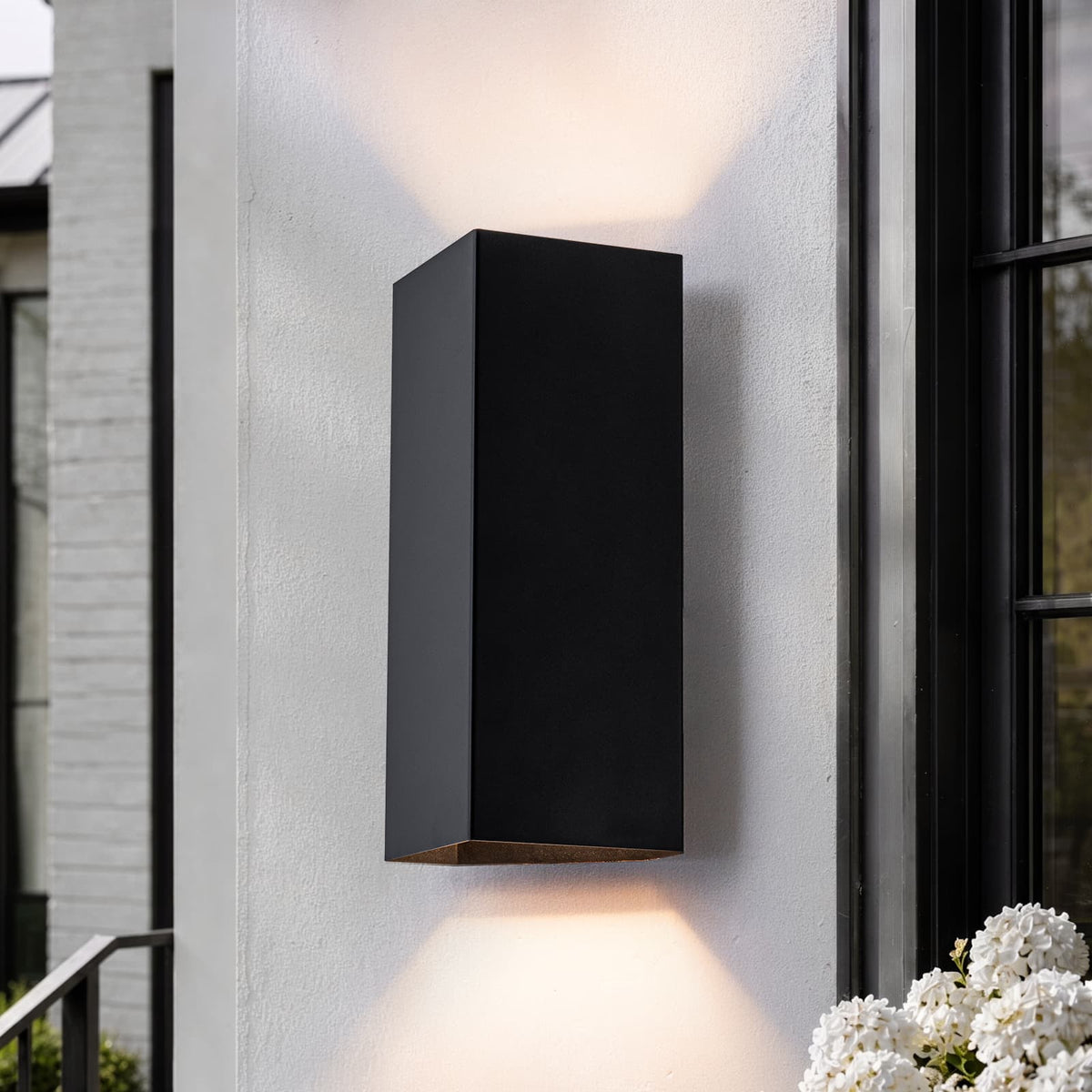 IP54 Modern Black Square Up and Down LED Outdoor Wall Light