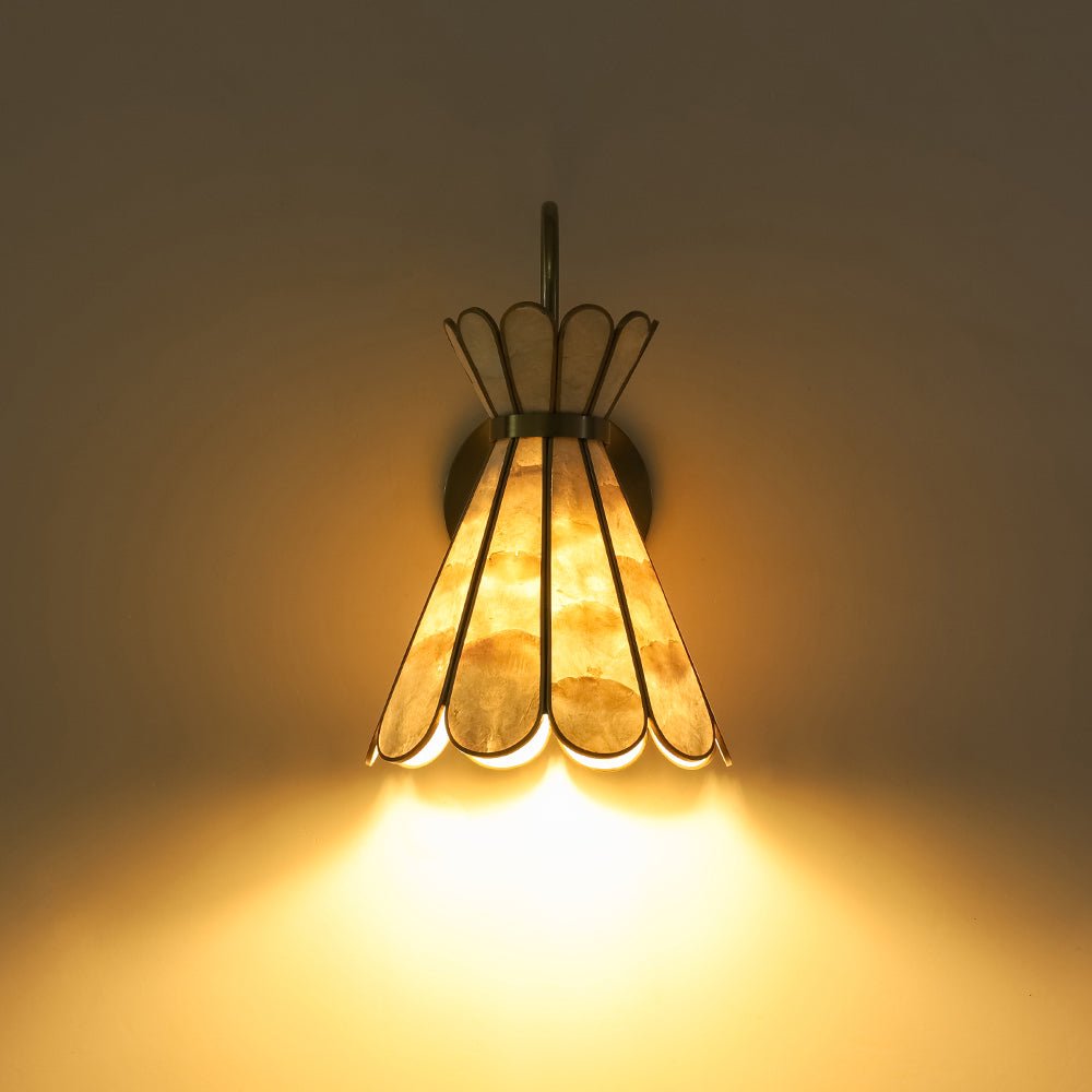 LightfixturesUAE-1-Light Petal Shell Antique Gold Wall Sconce for Bedside-Wall Lights-Antique Gold-