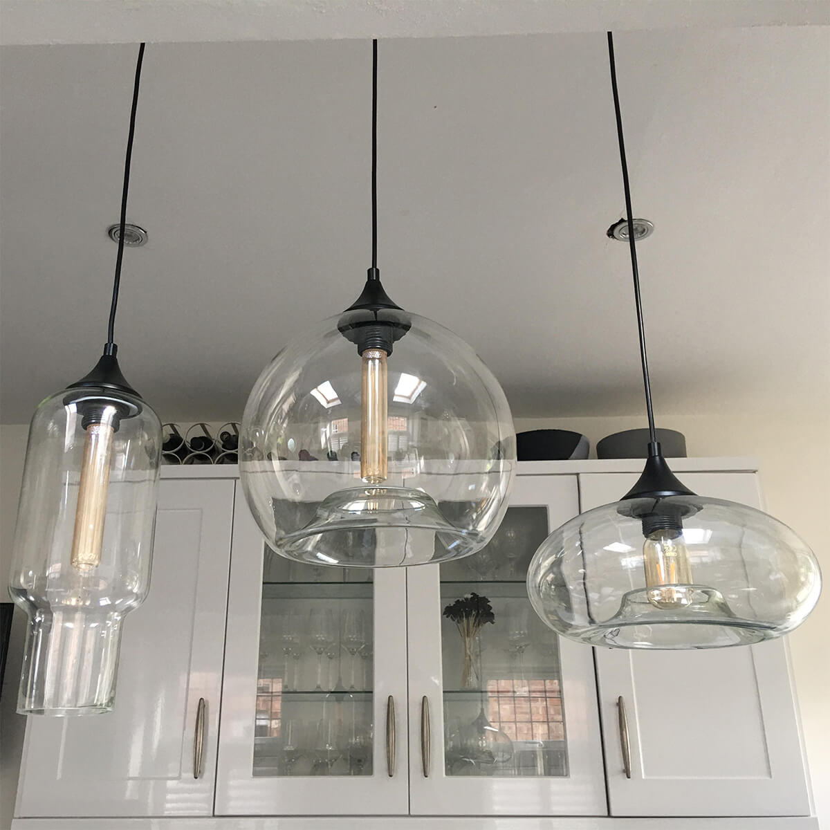 Modern 3 Light Linear Cluster Glass Pendant Light - LightfixturesUAE